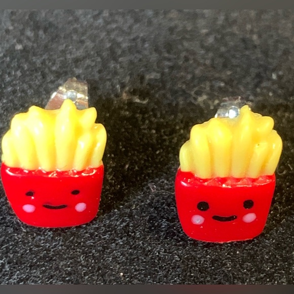 Cute French Fries Stud Earrings make from Resin - Picture 1 of 7